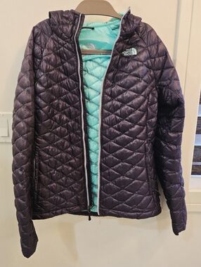 The North Face Women’s Quilted Hooded Jacket - Purple with Teal Lining